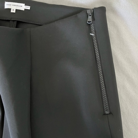 Good American, Good Waist Flare Scuba Pants in Black, Size 18, Good American 6. - Picture 11 of 11